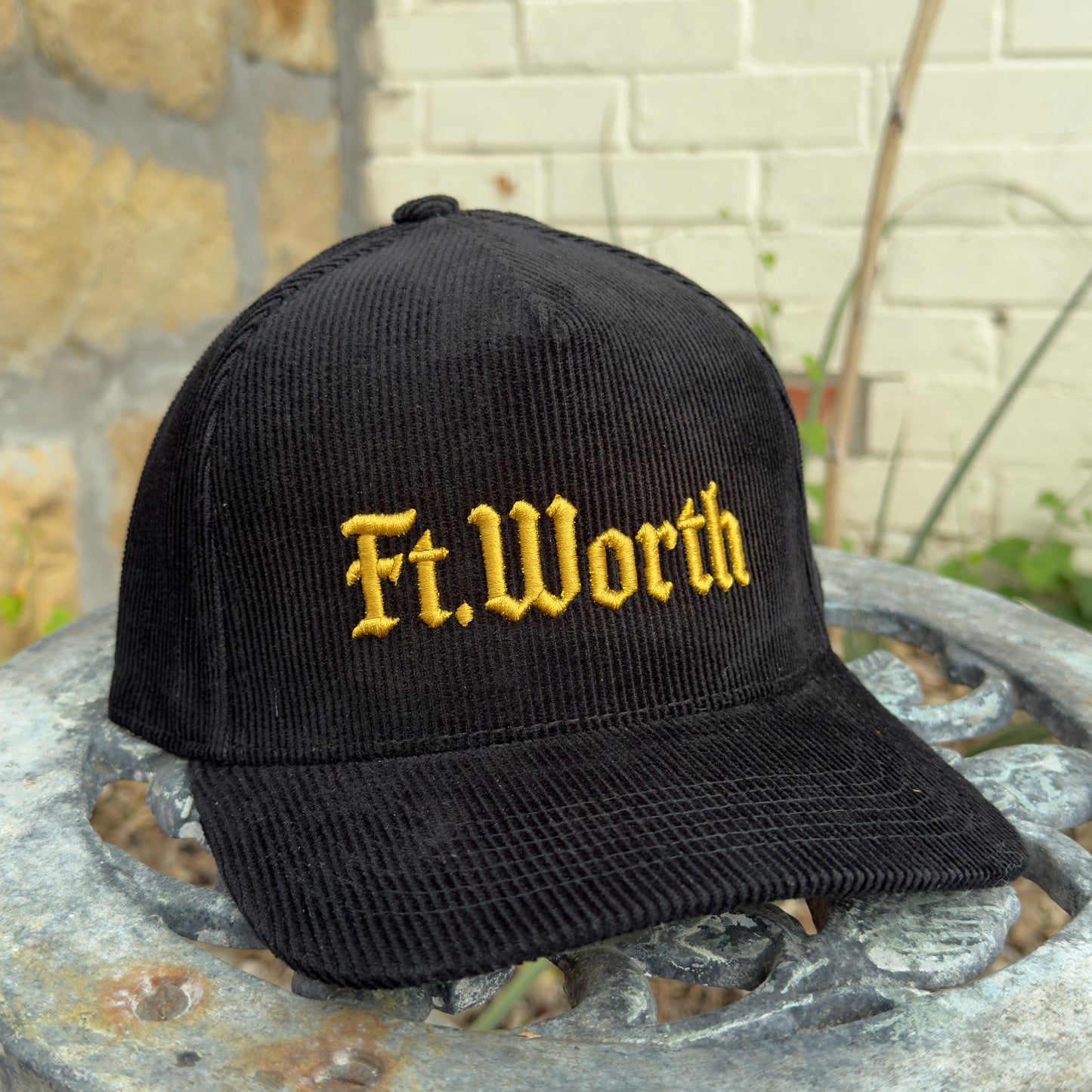 👉 Fort Worth Hat Co. – Snapback Collection